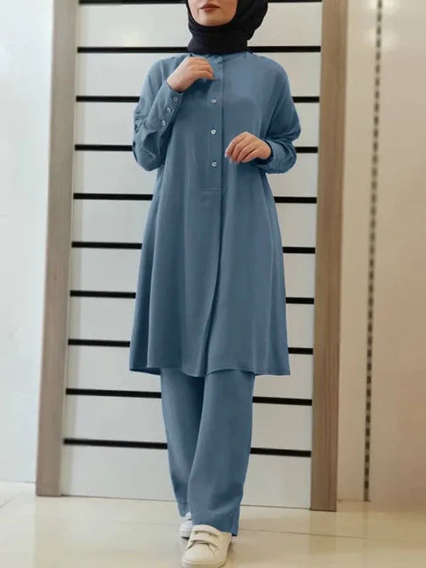 طقم نسائي أنيق قطعتين – قميص بأزرار وبنطال كاجوال عالي الخصر