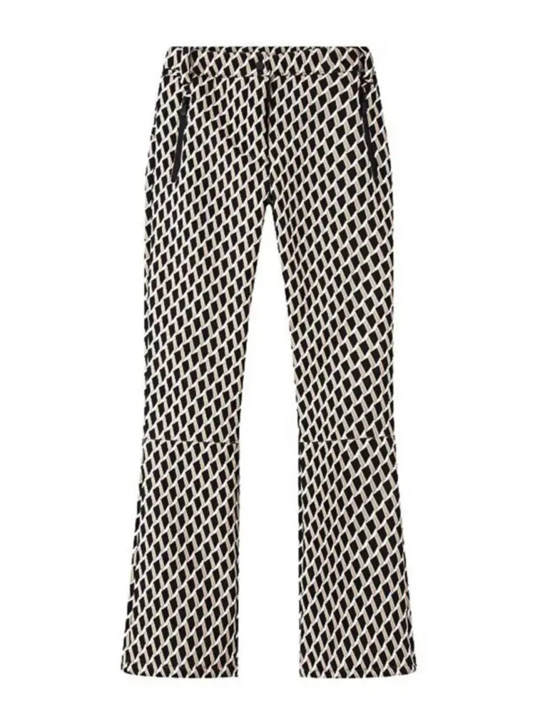 طقم شتوي نسائي أنيق قطعتين – جاكيت مبطن بقبعة مع بنطال دافئ مقاوم للرياح