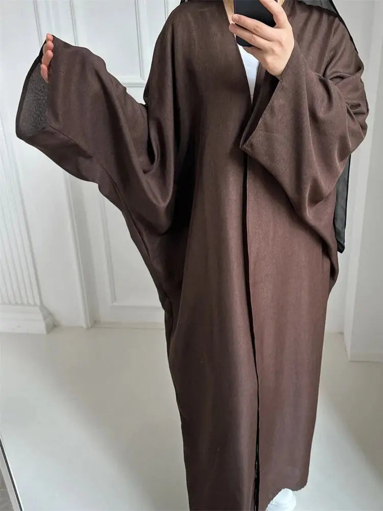 عباية كيمونو نسائية بأكمام جناح الخفاش – عباية طويلة مفتوحة بتصميم أنيق ومحتشم