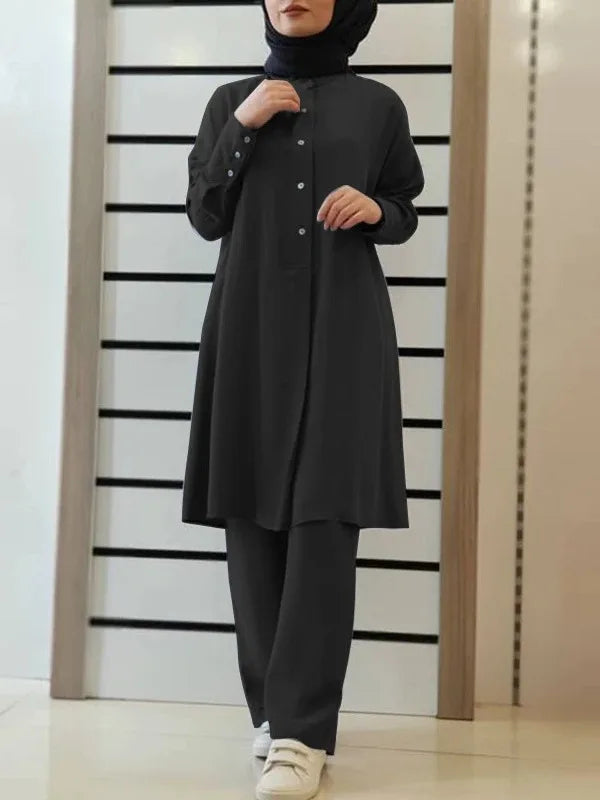 طقم نسائي أنيق قطعتين – قميص بأزرار وبنطال كاجوال عالي الخصر