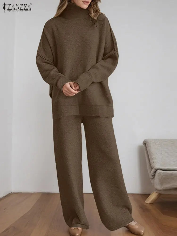 طقم نسائي محبوك قطعتين – بلوزة بياقة عالية وبنطال واسع مريح