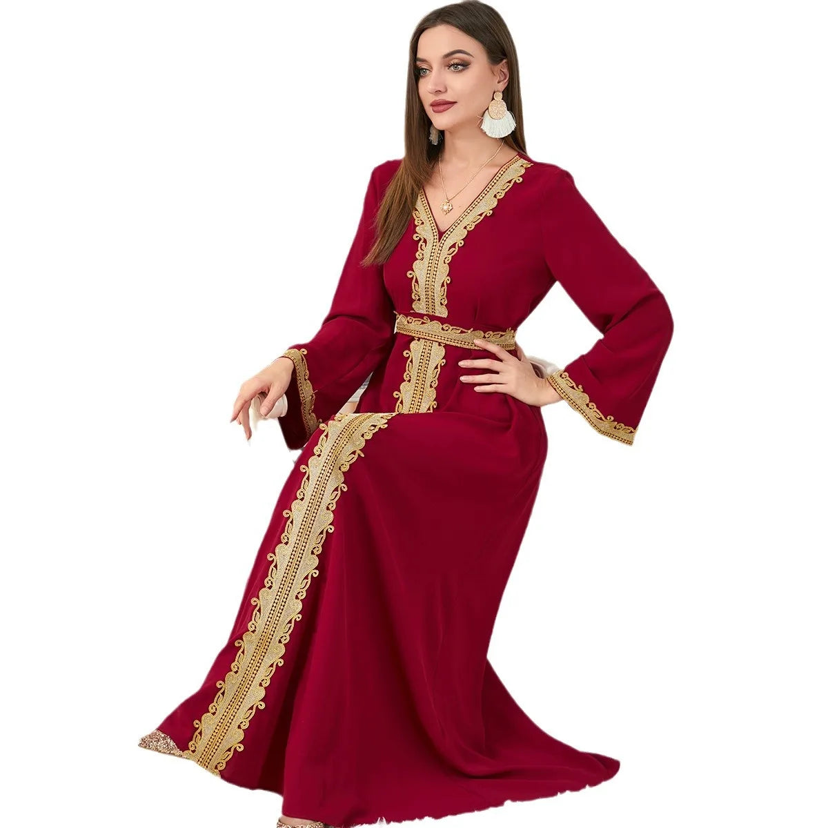 عباية نسائية مطرزة طويلة بتصميم واسع – فستان عربي أنيق بأكمام طويلة ولون سادة