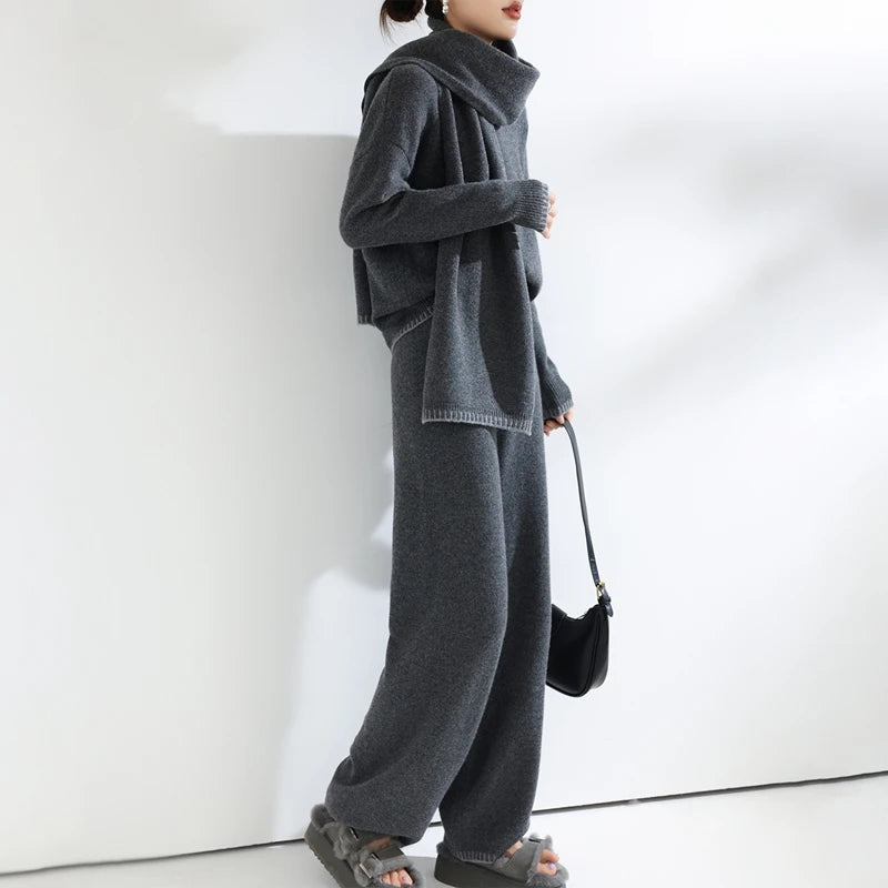 طقم نسائي فاخر 3 قطع – كنزة صوف ميرينو مع بنطال مريح ووشاح أنيق